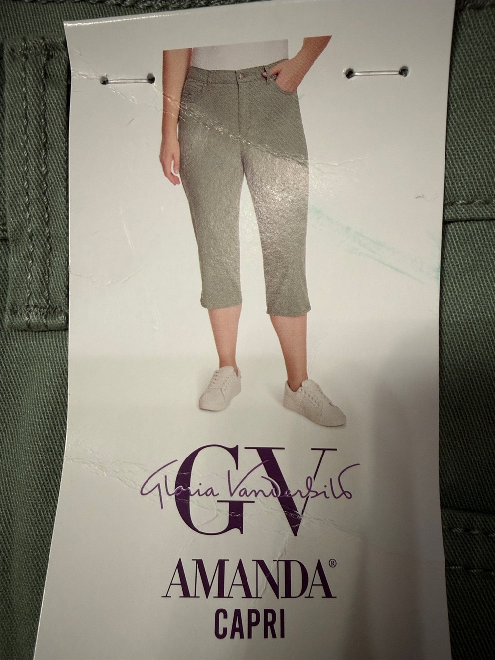 NWT Gloria Vanderbilt Women's Cotton Green Stretch Capri Pants